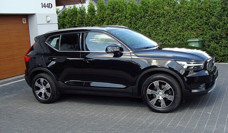 Volvo XC 40 B4 B AWD DKG Inscription full