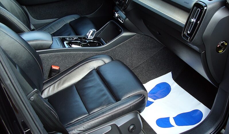 Volvo XC 40 B4 B AWD DKG Inscription full