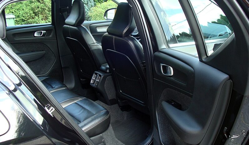 Volvo XC 40 B4 B AWD DKG Inscription full
