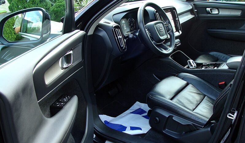 Volvo XC 40 B4 B AWD DKG Inscription full