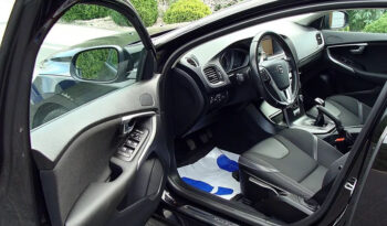 Volvo V40 full