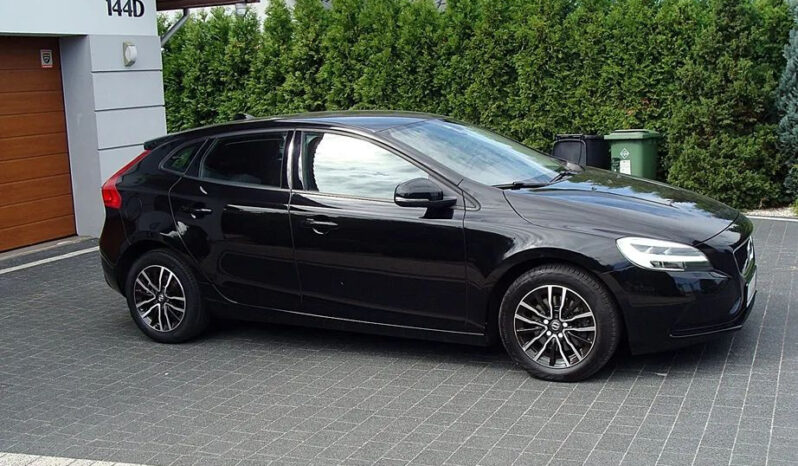Volvo V40 full