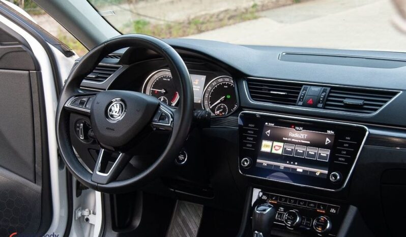 Skoda Superb Combi 2.0 TDI DSG Premium Edition full