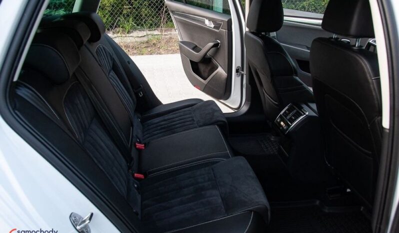 Skoda Superb Combi 2.0 TDI DSG Premium Edition full