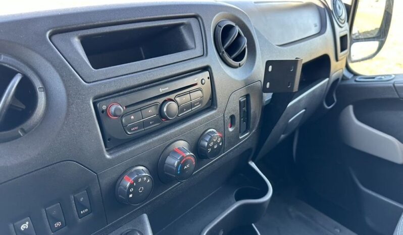 Renault Master full