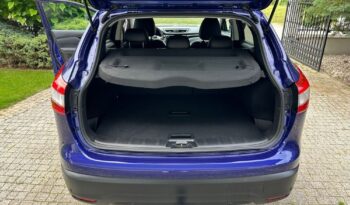 Nissan Qashqai 1.2 DIG-T Tekna full