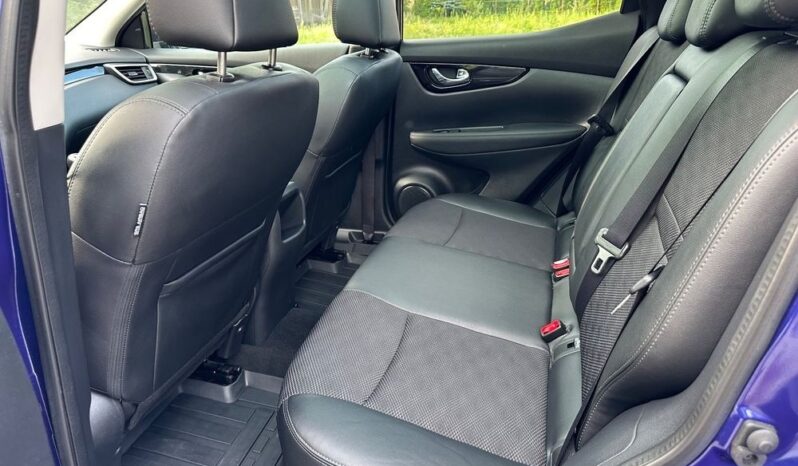 Nissan Qashqai 1.2 DIG-T Tekna full