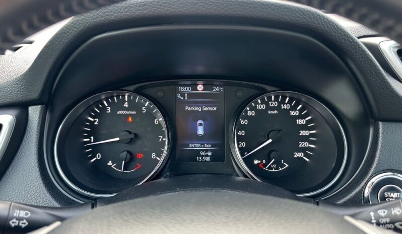 Nissan Qashqai 1.2 DIG-T Tekna full
