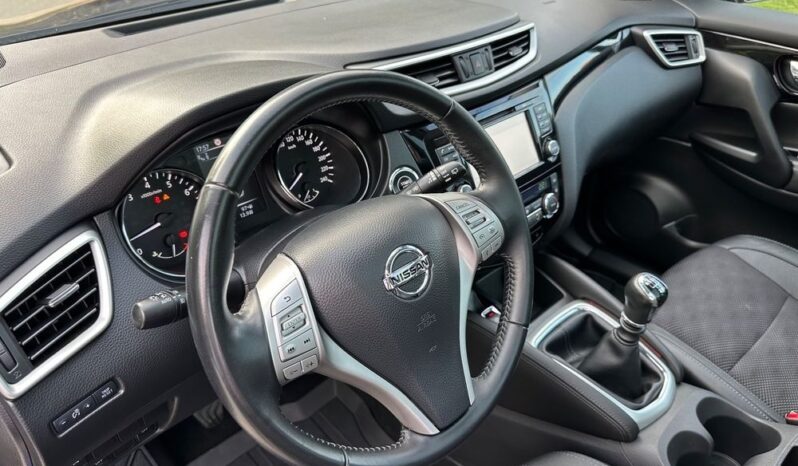 Nissan Qashqai 1.2 DIG-T Tekna full