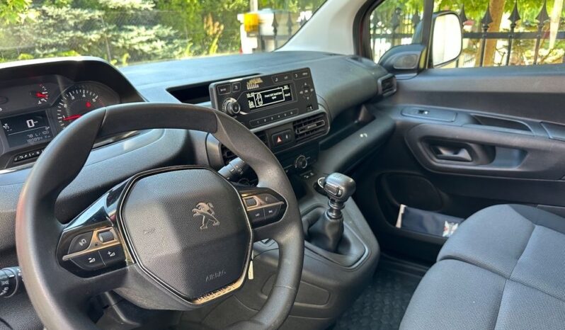 Peugeot Partner full