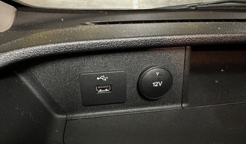 Ford Transit Custom full