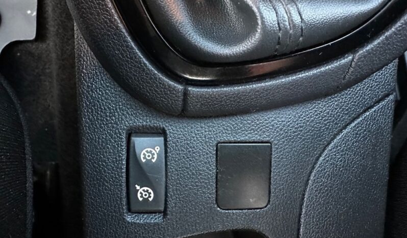 Renault Clio 1.5 dCi Energy Limited full