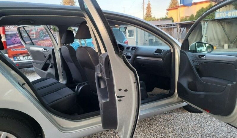 Volkswagen Golf full
