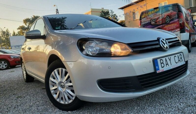 Volkswagen Golf full