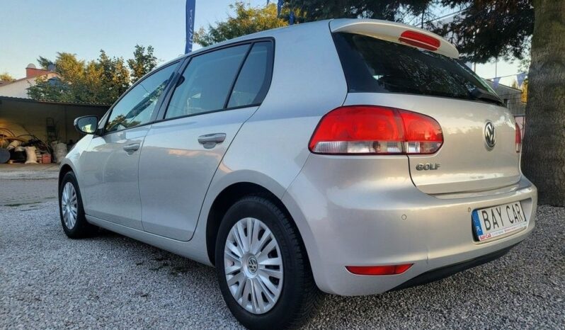 Volkswagen Golf full