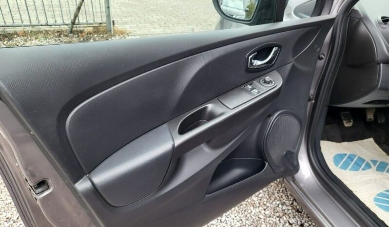 Renault Clio full