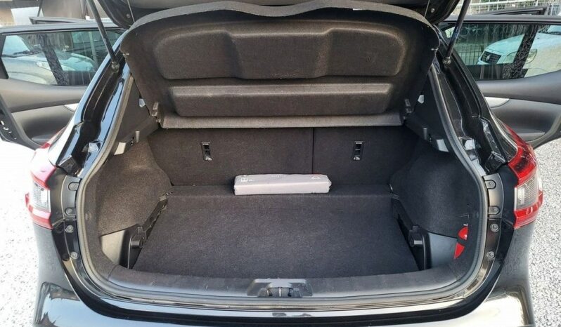 Nissan Qashqai full