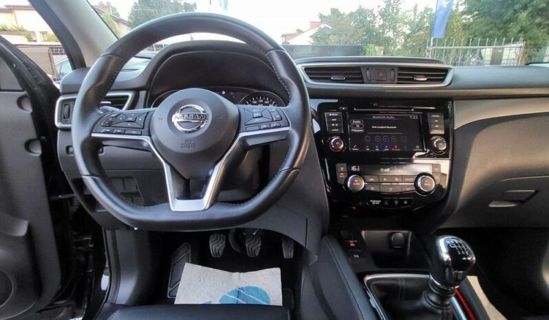 Nissan Qashqai full