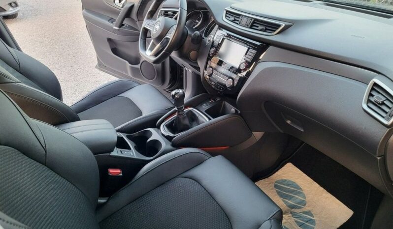 Nissan Qashqai full