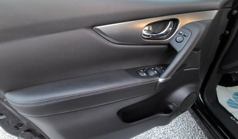 Nissan Qashqai full