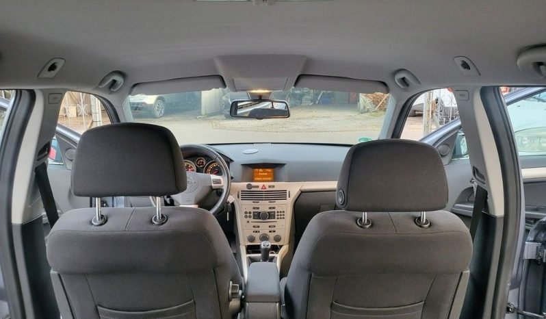 Opel Astra full