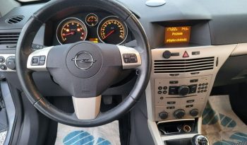 Opel Astra full