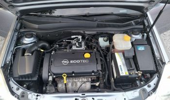 Opel Astra full