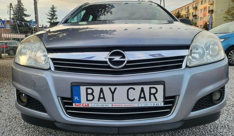 Opel Astra full