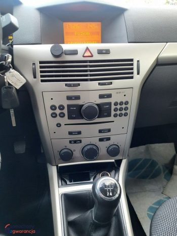 Opel Astra full