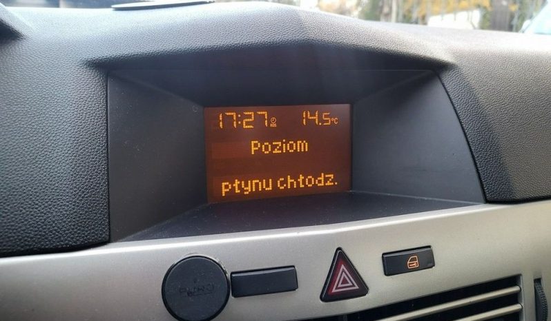 Opel Astra full