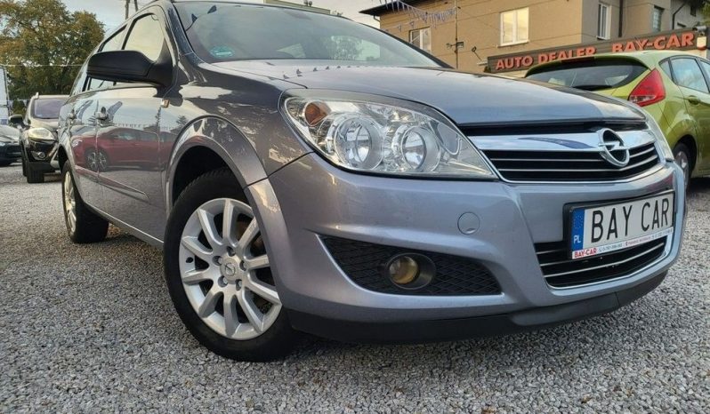 Opel Astra full
