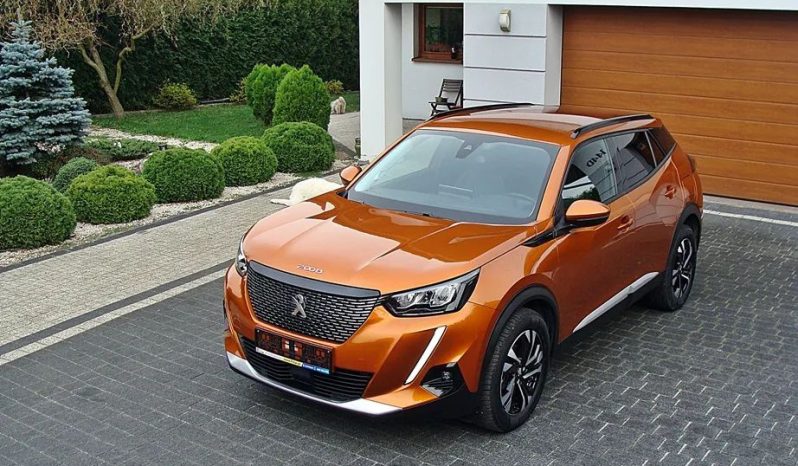Peugeot 2008 PureTech 130 Allure S&S EAT8 full