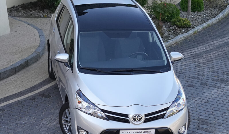 Toyota Verso 1.8 5-Sitzer Executive full