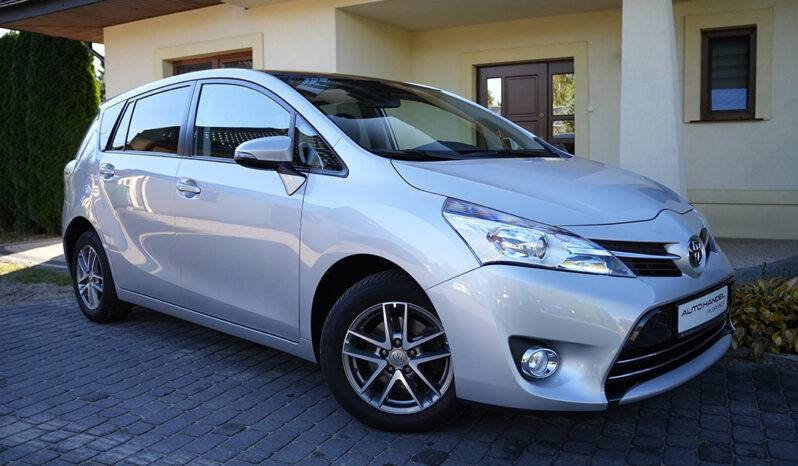 Toyota Verso 1.8 5-Sitzer Executive full