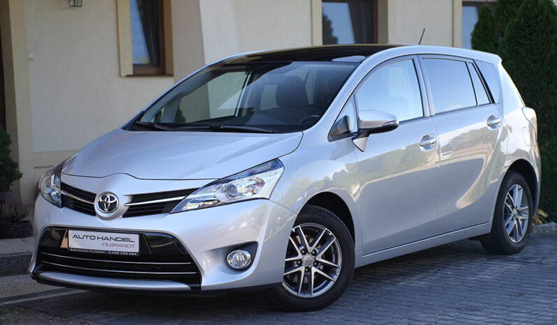 Toyota Verso 1.8 5-Sitzer Executive full