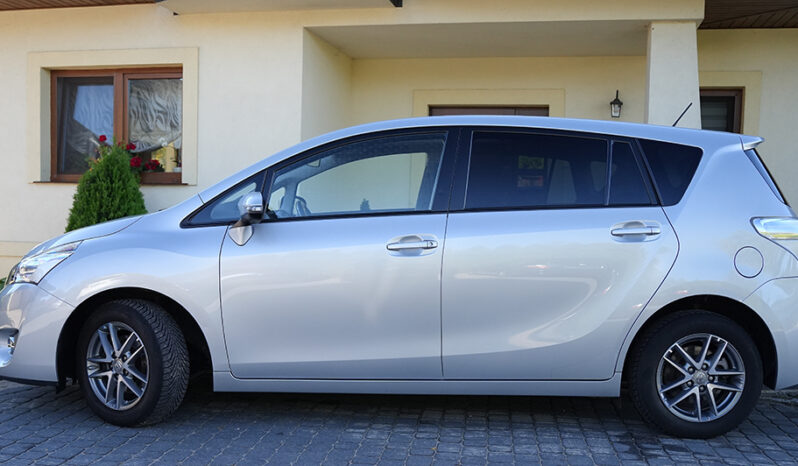 Toyota Verso 1.8 5-Sitzer Executive full