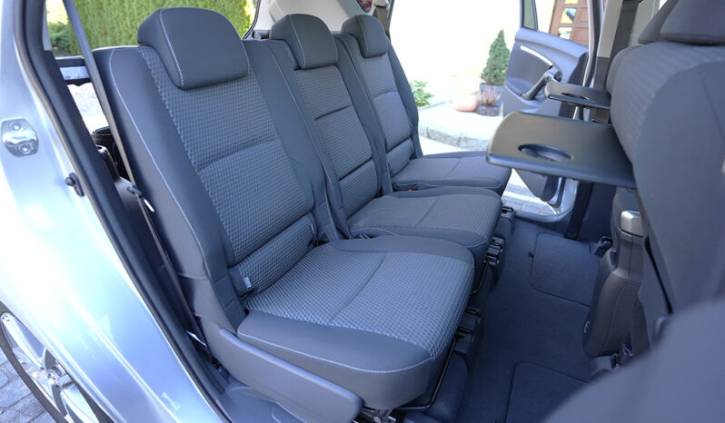 Toyota Verso 1.8 5-Sitzer Executive full