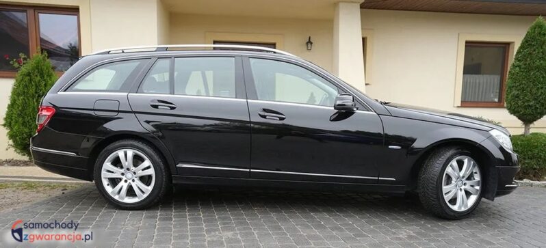 Mercedes-Benz Klasa C 180 T CGI Automatik BlueEFFICIENCY Avantgarde full