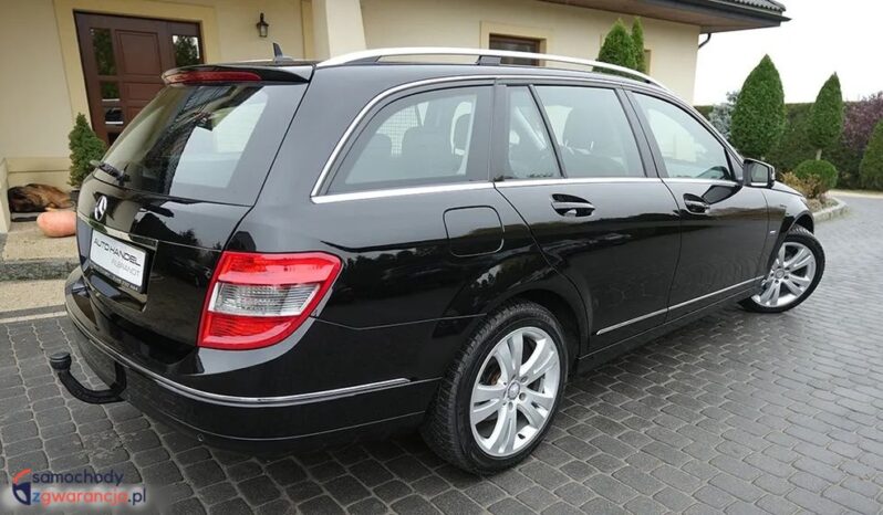 Mercedes-Benz Klasa C 180 T CGI Automatik BlueEFFICIENCY Avantgarde full