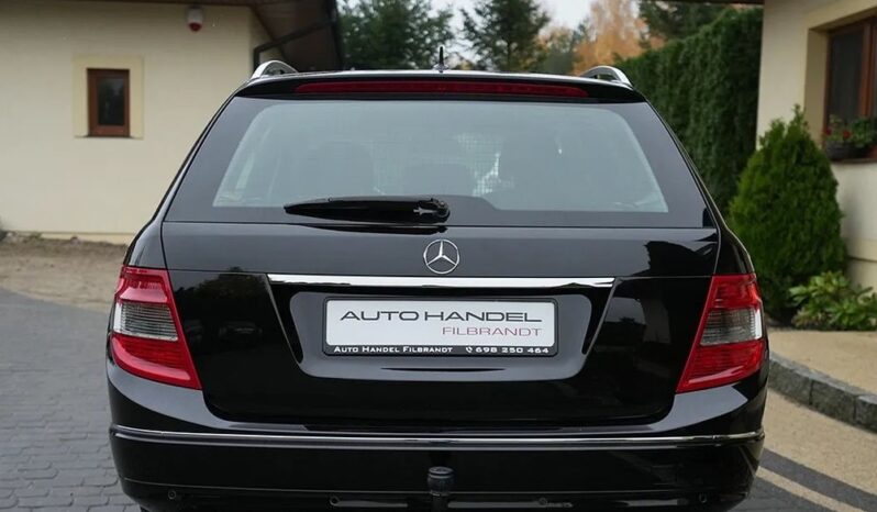 Mercedes-Benz Klasa C 180 T CGI Automatik BlueEFFICIENCY Avantgarde full