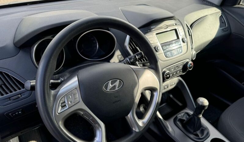 Hyundai ix35 2.0 Comfort 2WD full