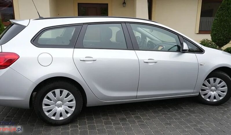 Opel Astra 1.6 Sports Tourer full