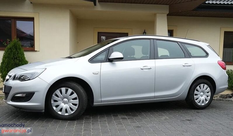Opel Astra 1.6 Sports Tourer full