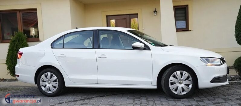 Volkswagen Jetta 1.2 TSI BMT Trendline full