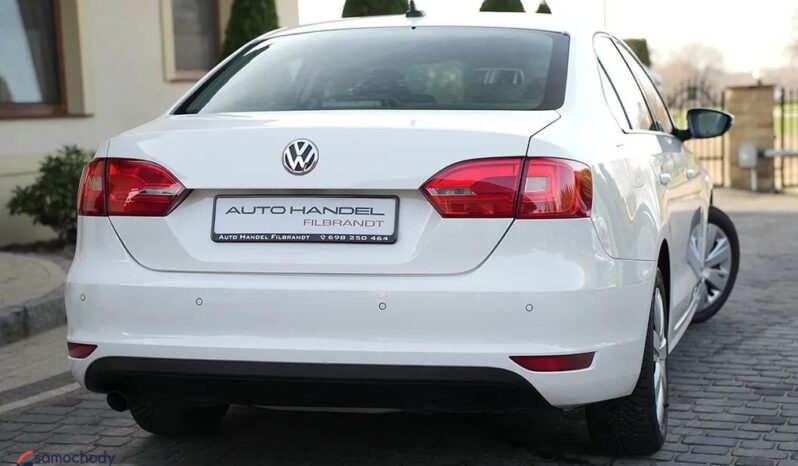 Volkswagen Jetta 1.2 TSI BMT Trendline full