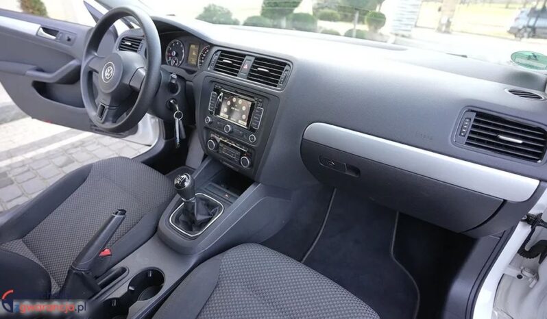 Volkswagen Jetta 1.2 TSI BMT Trendline full