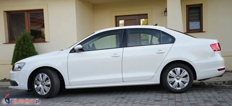 Volkswagen Jetta 1.2 TSI BMT Trendline full