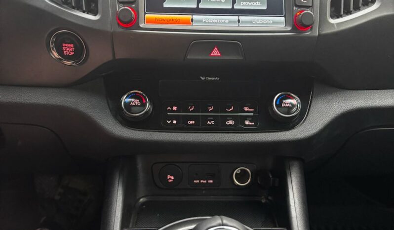 KIA SPORTAGE BUSINESS LINE 4X4 HAK PANORAMA SKÓRY NAVI PDC SERWIS full
