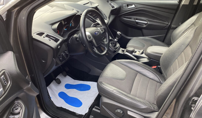 Ford Kuga 1.5 benzyna 2017r Przebieg 68 tys Gwarancja Gethelp full
