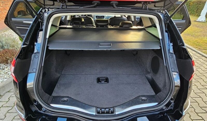 Ford Mondeo taki sobie testowy full